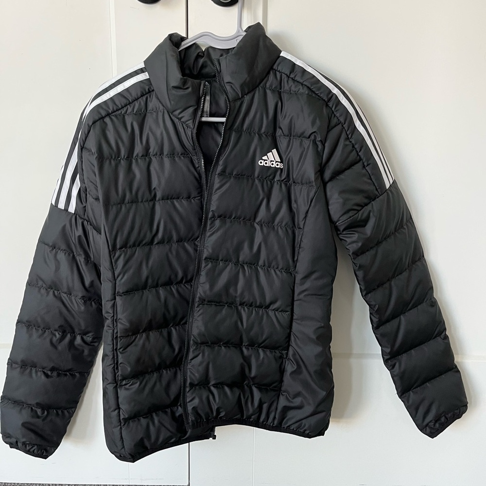 Adidas Black and White Striped Puffer Jacket - Size Small